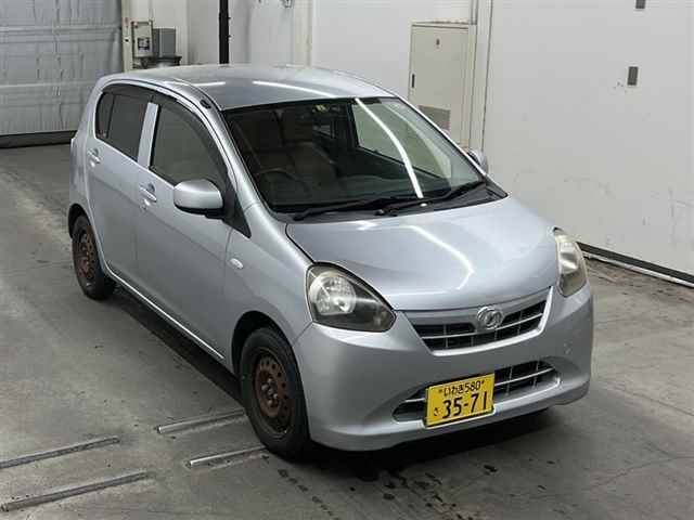 90302 DAIHATSU MIRA E S LA300S 2012 г. (MIRIVE Saitama)